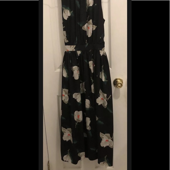 BANANA REPUBLIC Floral Wrap Maxi Dress, Size 6 - Picture 1 of 9
